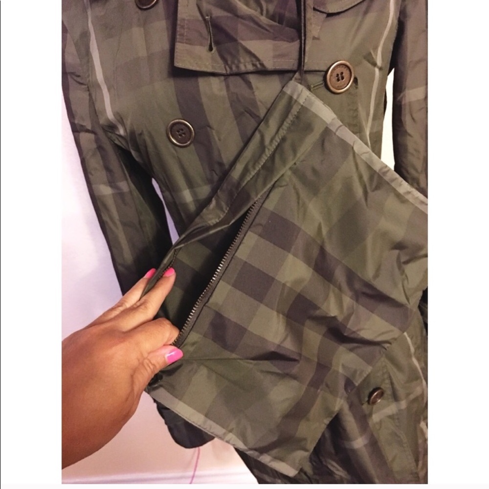 ⚜️ Burberry Packable Trench w/small satchel - Picture 5 of 8